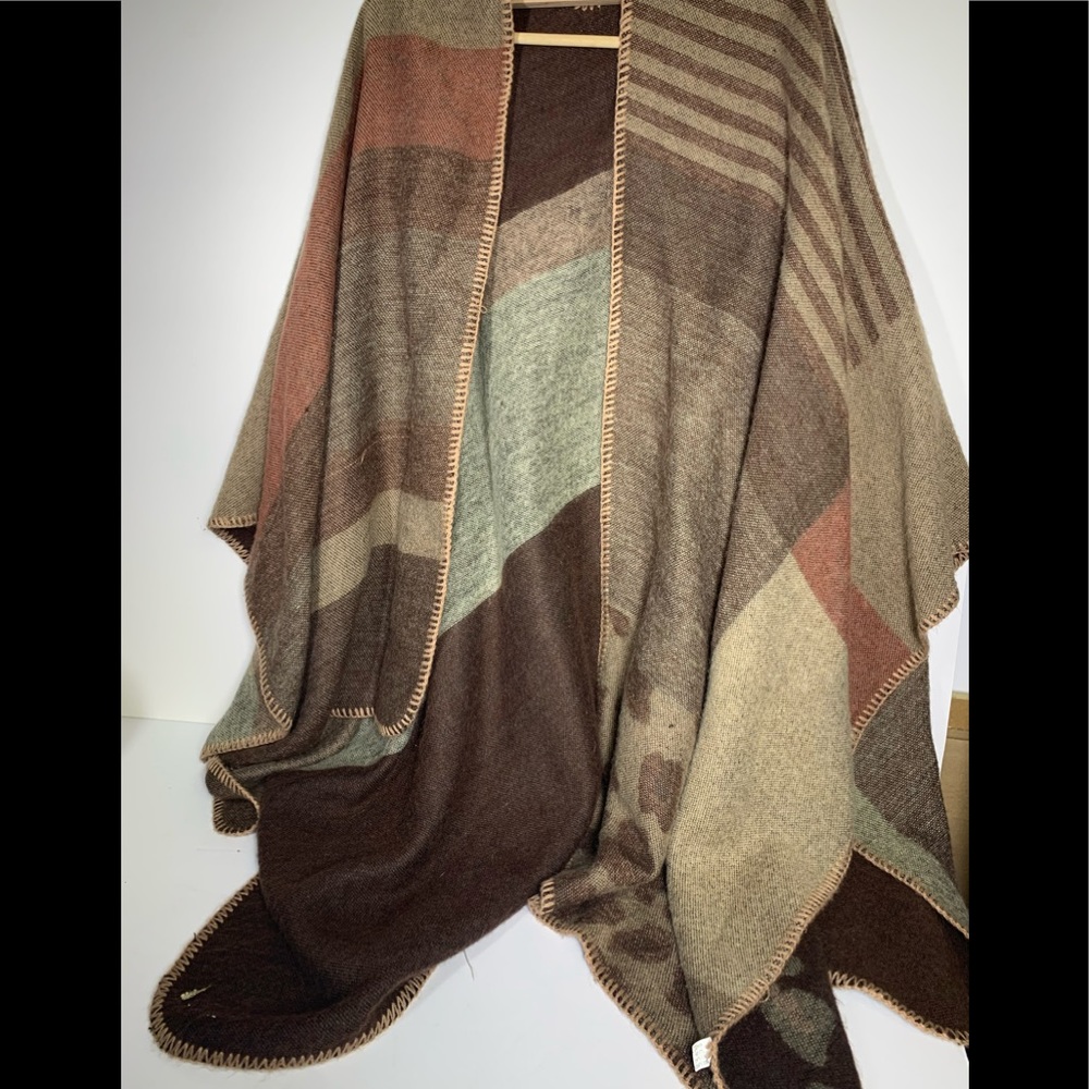 Fall poncho/sweater one size fits all